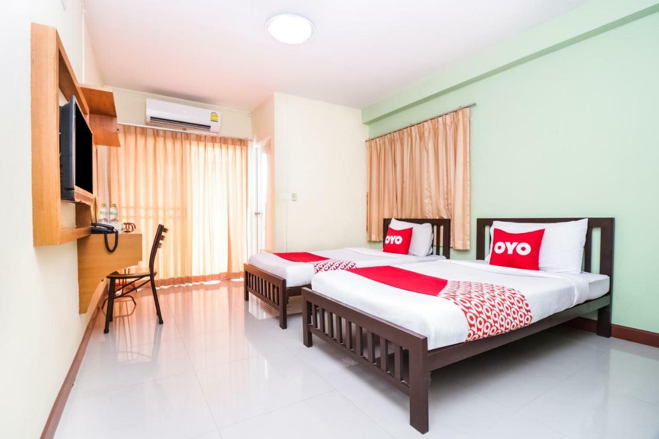 Hotel Oyo 237 Thitikorn Grandview Ban Pak Khlong Si Esterno foto