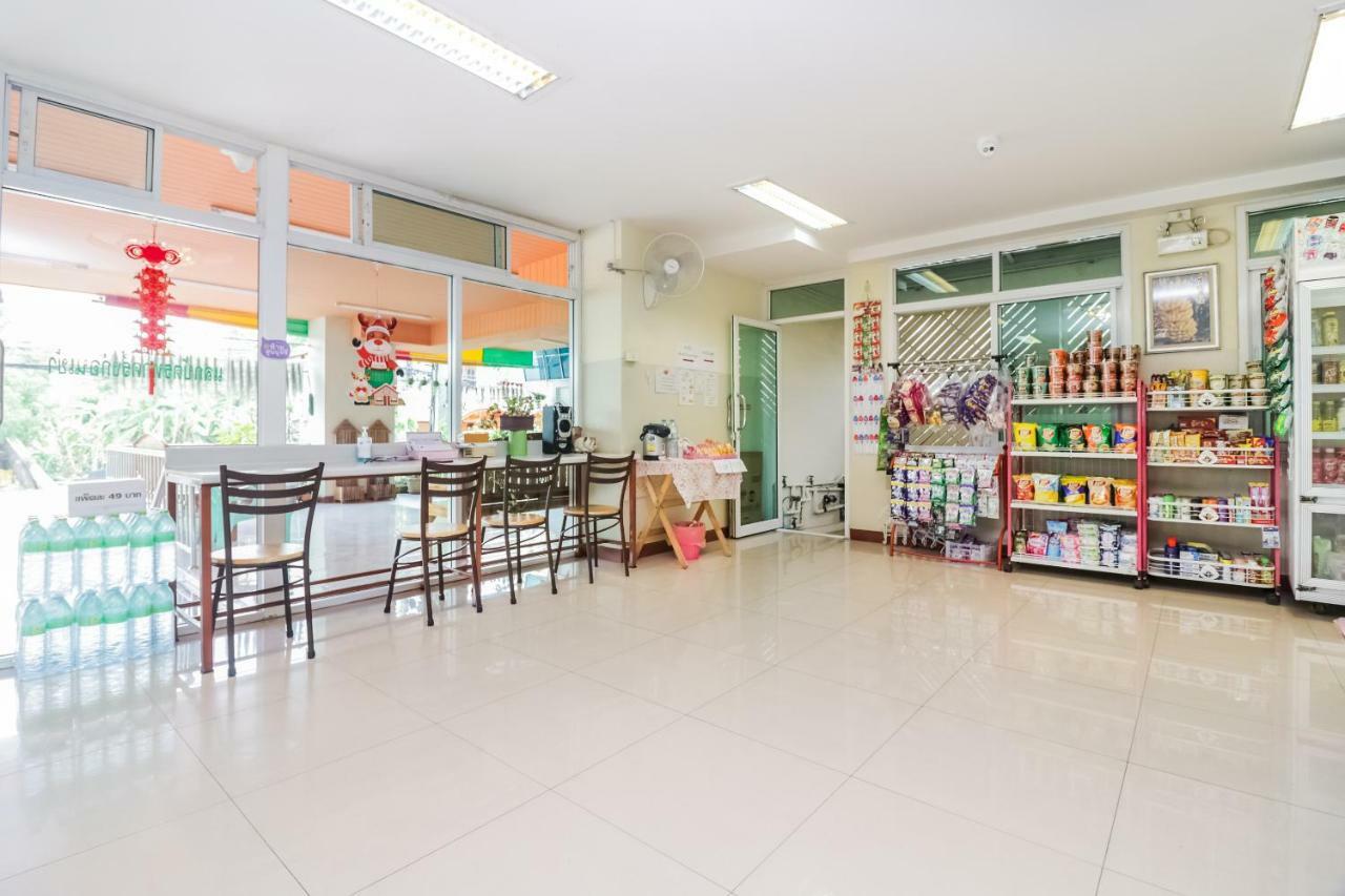 Hotel Oyo 237 Thitikorn Grandview Ban Pak Khlong Si Esterno foto