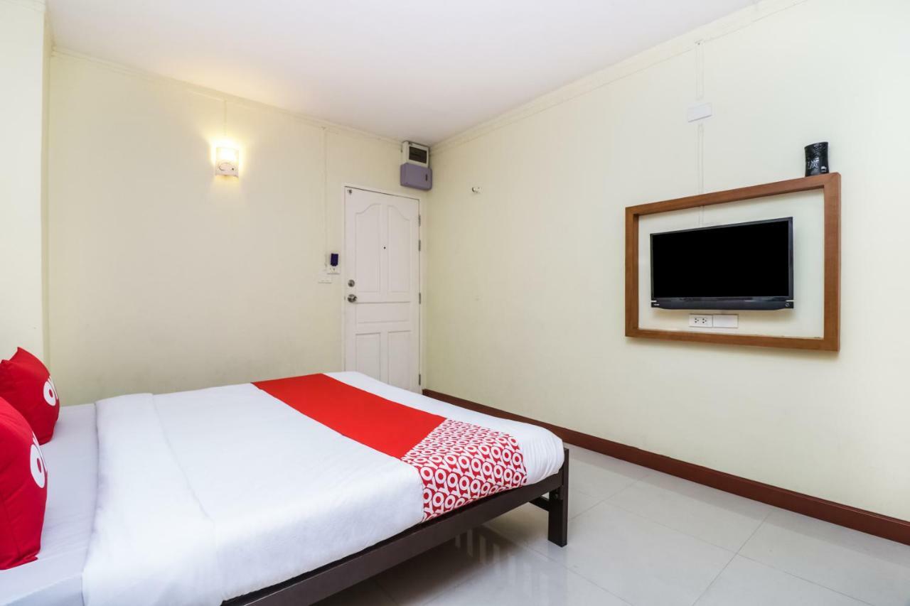 Hotel Oyo 237 Thitikorn Grandview Ban Pak Khlong Si Esterno foto