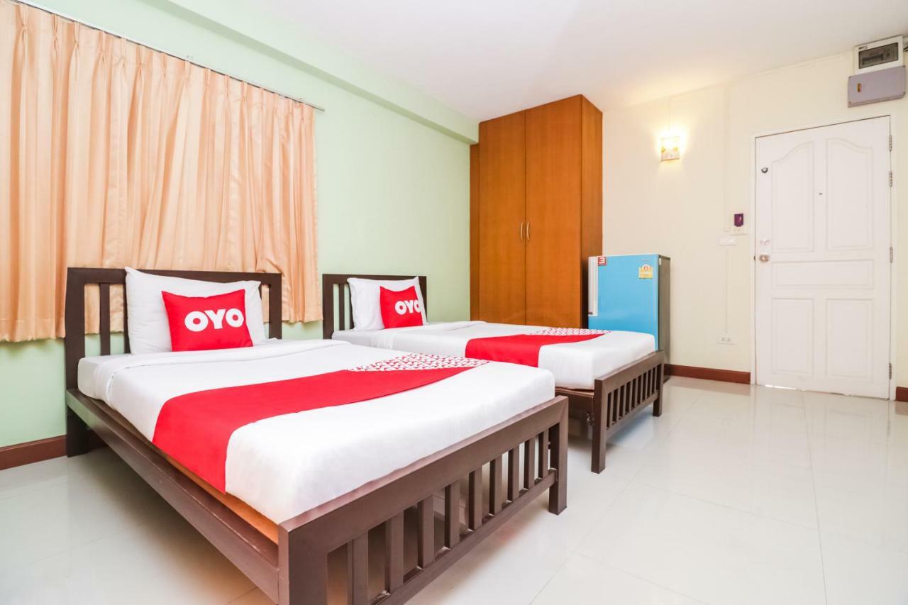 Hotel Oyo 237 Thitikorn Grandview Ban Pak Khlong Si Esterno foto