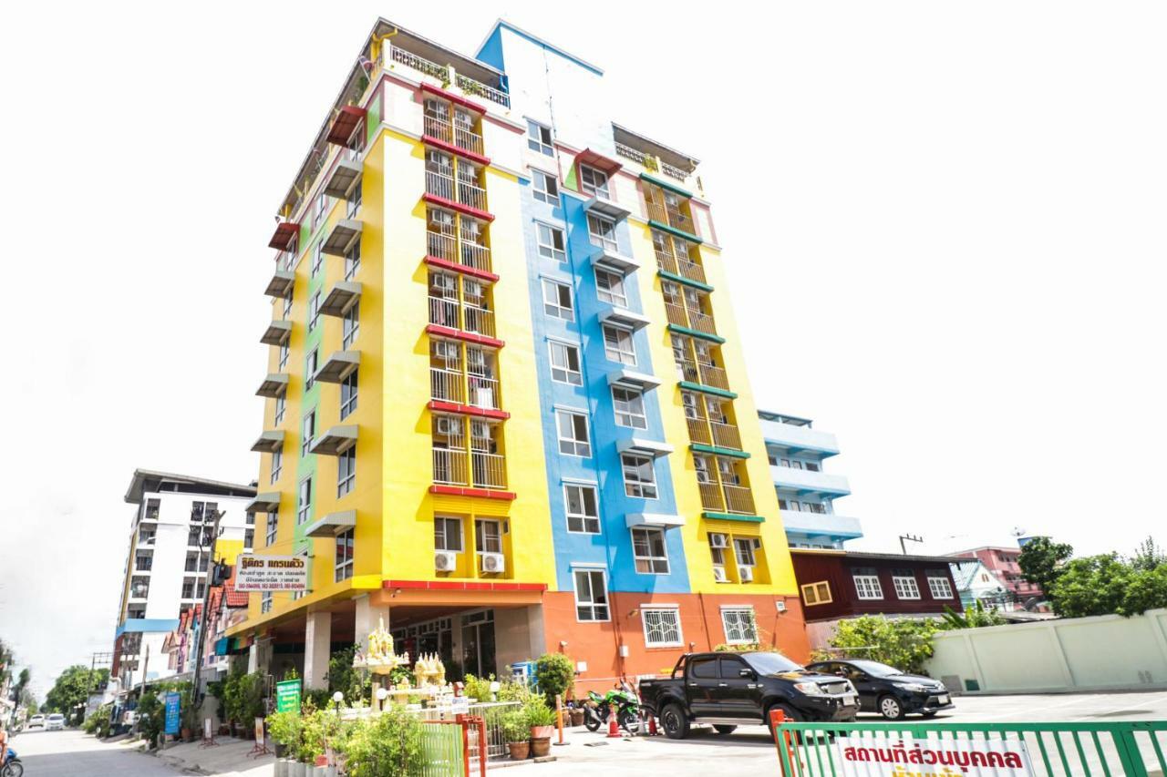 Hotel Oyo 237 Thitikorn Grandview Ban Pak Khlong Si Esterno foto